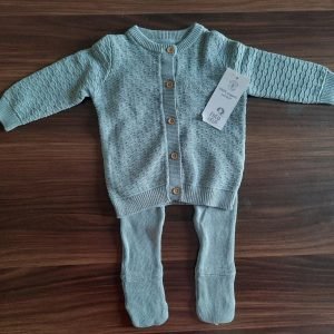 F&F knitted outfit