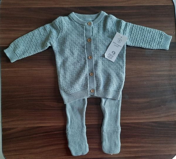 F&F knitted outfit