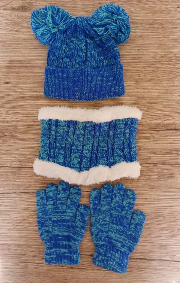 Shein hat with gloves 7 mufflers (2-4y)