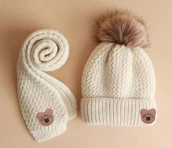 SHEIN hat with muffler (3-8y)