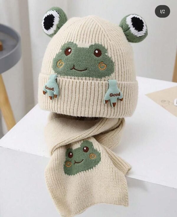 Shein frog hat with muffler (1-3y)