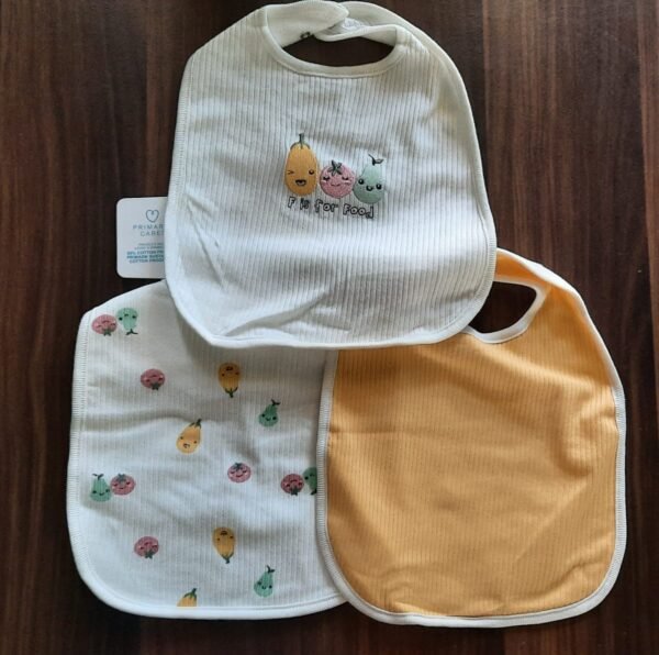 Primark 3 pack feeding bibs