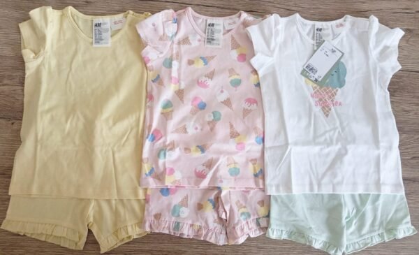 H&M 3 set of cute shirts & shorts - Image 3