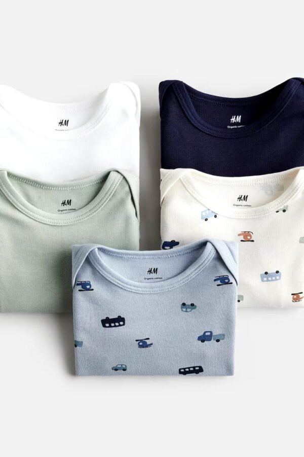 H&M 5 pack bodysuits - Image 2