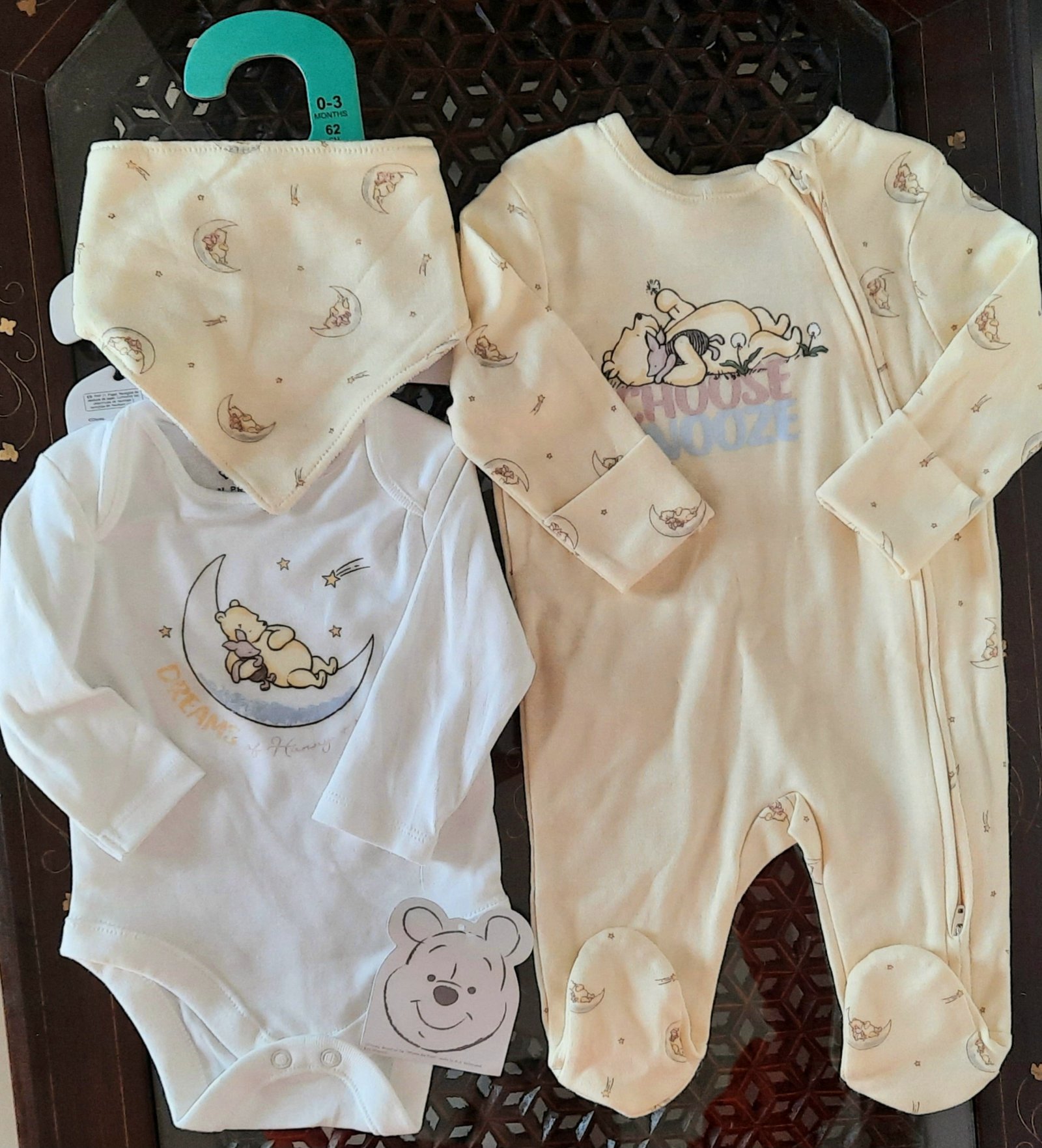 20251107_144135 3-Piece Disney’s Winnie the Pooh Starter Set - Image 3