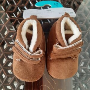 Primark boots (6-9months)