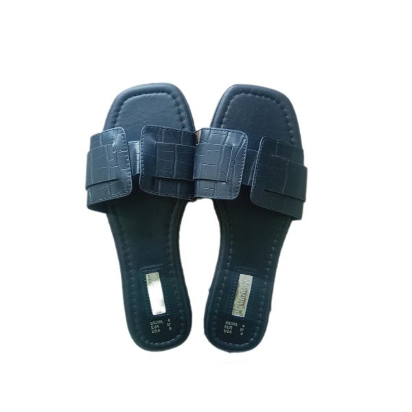 Primark black flipper sandal (UK 4 EUR 37)
