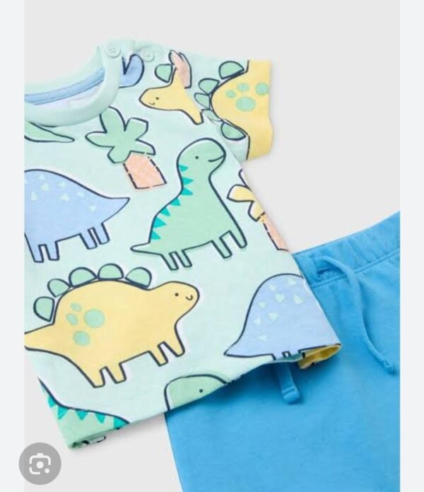 Matalan baby blue dino print t-short & shorts set - Image 3